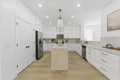 11933 N 140th Lane, Surprise, AZ 85379 - Photo 18