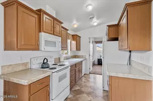 8865 E Baseline Rd, Mesa, AZ 85209 - Photo 14