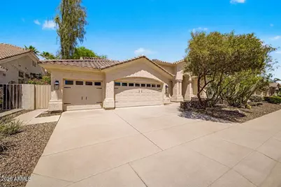 6034 E Anderson Drive, Scottsdale, AZ 85254 - Photo 1