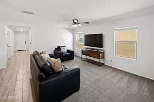 654 E Buckingham Ave, Gilbert, AZ 85297 - Photo 4