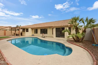 10926 W Citrus Grove Way, Avondale, AZ 85392 - Photo 2