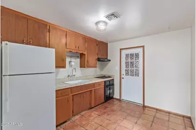 7153 N 57th Drive #Apt 3, Glendale, AZ 85301 - Photo 10