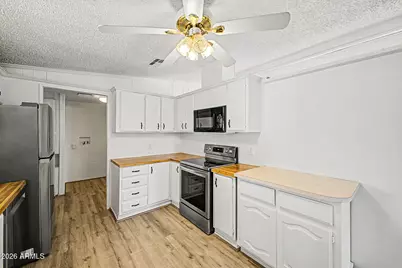 8601 N 103rd Avenue #12, Peoria, AZ 85345 - Photo 10