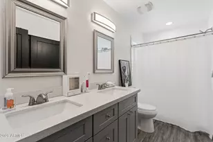 2324 E Oak St, Phoenix, AZ 85006 - Photo 8