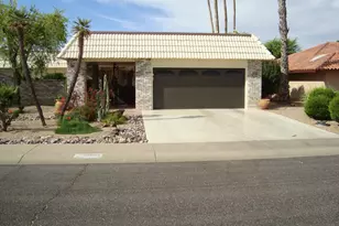 13607 W Pyracantha Dr, Sun City West, AZ 85375 - Photo 2