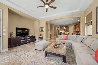 3238 E Mountain Village Circle, Phoenix, AZ 85042 - Photo 12