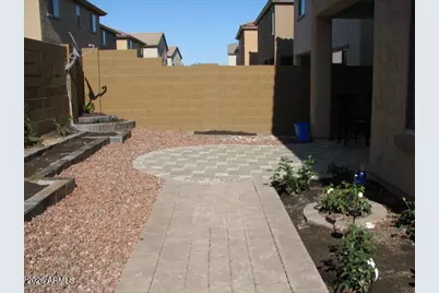 2048 W Monte Cristo Avenue, Phoenix, AZ 85023 - Photo 12