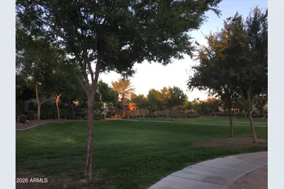 2048 W Monte Cristo Avenue, Phoenix, AZ 85023 - Photo 14