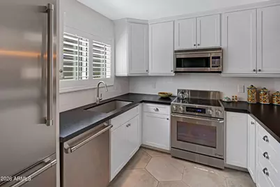 4225 N 21st Street #5, Phoenix, AZ 85016 - Photo 8