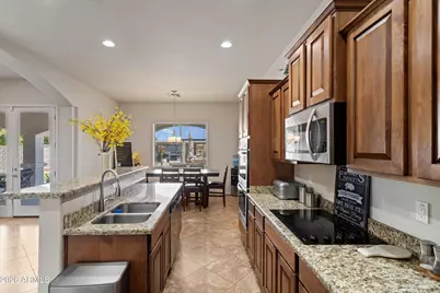 16446 W Pioneer Street, Goodyear, AZ 85338 - Photo 6