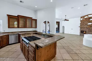 14022 N 83rd St, Scottsdale, AZ 85260 - Photo 10