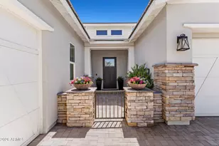 11385 N Luckenbach St, Surprise, AZ 85388 - Photo 6