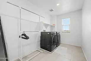 5833 S 23rd Dr, Phoenix, AZ 85041 - Photo 26