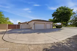 3559 E Pearl Cir, Mesa, AZ 85213 - Photo 4