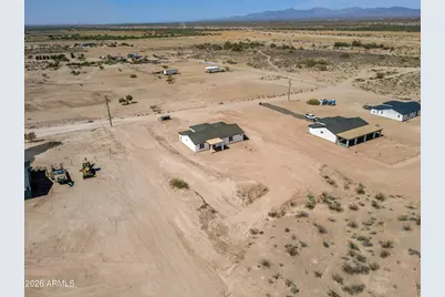 32959 W Elwood Street, Tonopah, AZ 85354 - Photo 36