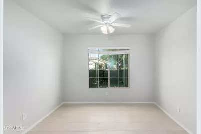 17715 W Redfield Road, Surprise, AZ 85388 - Photo 10