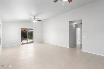 17715 W Redfield Road, Surprise, AZ 85388 - Photo 8