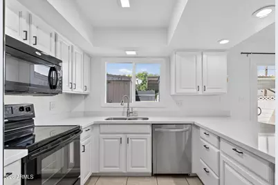 8548 E McDonald Drive, Scottsdale, AZ 85250 - Photo 6