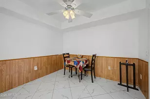 10020 W Royal Oak Rd, Sun City, AZ 85351 - Photo 8