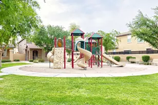 113 E Palomino Dr, Gilbert, AZ 85296 - Photo 22