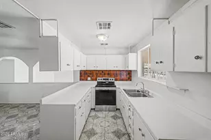 3207 N 54th Ave, Phoenix, AZ 85031 - Photo 12