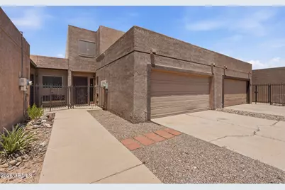 742 E Pepper Drive, Casa Grande, AZ 85122 - Photo 1