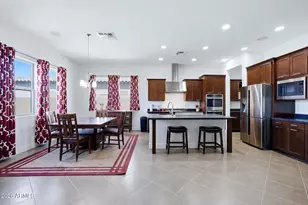 3034 E Desert Ln, Phoenix, AZ 85042 - Photo 10