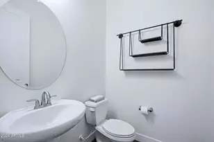 3034 E Desert Ln, Phoenix, AZ 85042 - Photo 28
