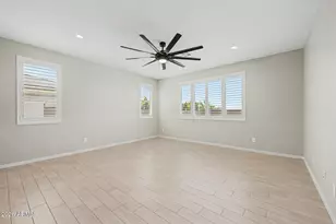 12727 W Sierra Vista Dr, Glendale, AZ 85307 - Photo 16