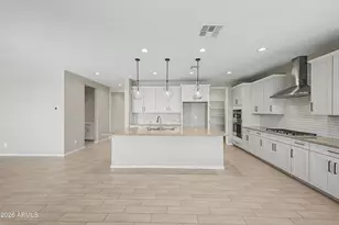 12727 W Sierra Vista Dr, Glendale, AZ 85307 - Photo 10