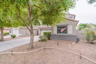 367 W Love Rd, San Tan Valley, AZ 85143 - Photo 2