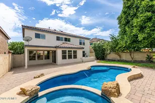 3216 W Molly Ln, Phoenix, AZ 85083 - Photo 2