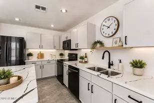 3216 W Molly Ln, Phoenix, AZ 85083 - Photo 22