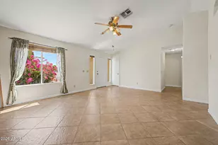 21650 N 38th Ave, Glendale, AZ 85308 - Photo 10