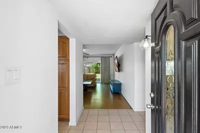 4320 E Clarendon Avenue, Phoenix, AZ 85018 - Photo 4