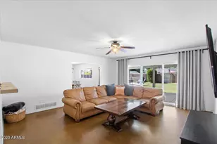 4320 E Clarendon Ave, Phoenix, AZ 85018 - Photo 10