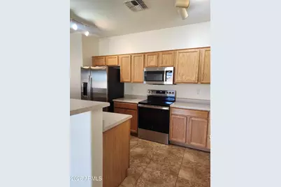 17938 W Port Royale Lane, Surprise, AZ 85388 - Photo 6