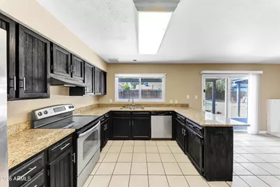 4723 E Vineyard Road, Phoenix, AZ 85042 - Photo 12