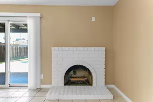 4723 E Vineyard Rd, Phoenix, AZ 85042 - Photo 10