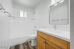 2209 S Granada Dr, Tempe, AZ 85282 - Photo 12