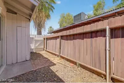 2209 S Granada Drive #C, Tempe, AZ 85282 - Photo 16