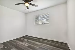 2209 S Granada Dr, Tempe, AZ 85282 - Photo 2