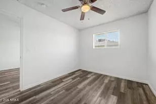 2209 S Granada Dr, Tempe, AZ 85282 - Photo 10