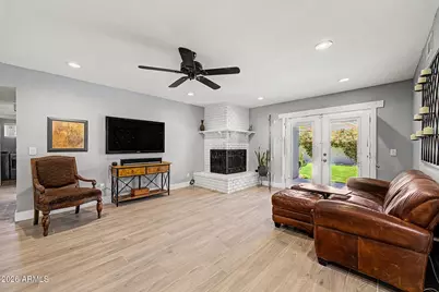 139 E Heather Avenue, Gilbert, AZ 85234 - Photo 8