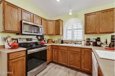 17847 N Fiesta Drive, Surprise, AZ 85374 - Photo 16
