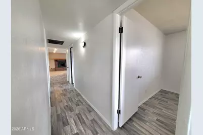 3401 W Saint Moritz Lane, Phoenix, AZ 85053 - Photo 20