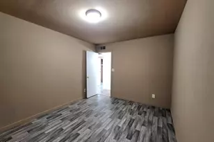 3401 W St Moritz Ln, Phoenix, AZ 85053 - Photo 24