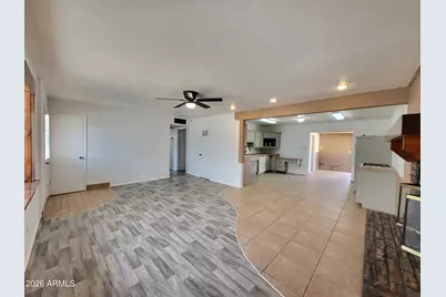 3401 W Saint Moritz Lane, Phoenix, AZ 85053 - Photo 8