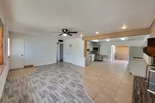 3401 W St Moritz Ln, Phoenix, AZ 85053 - Photo 8