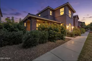 1026 S Reber Ave, Gilbert, AZ 85296 - Photo 2